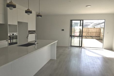 Photo of property in 6 Fjord Way, Karaka, Papakura, 2113