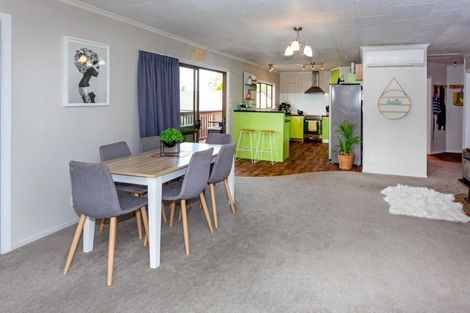 Photo of property in 123 Park Avenue, Whangamata, 3620