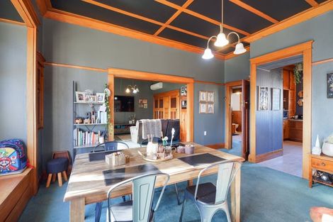 Photo of property in 1 Home Street, Winton, 9720