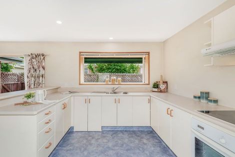 Photo of property in 128 Yaldhurst Road, Sockburn, Christchurch, 8042