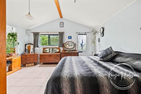 Photo of property in 14 Woodland Road, Maungaturoto, 0588