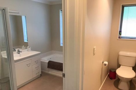 Photo of property in 21 Pohutukawa Crescent, Parklands, Christchurch, 8083