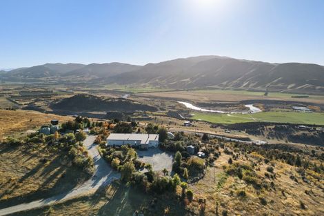Photo of property in 71 Westreca Ridge Lane, Queensberry, Cromwell, 9383