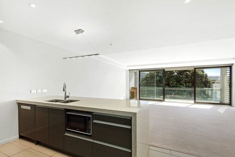 Photo of property in Mariner, 1/140b Oriental Parade, Oriental Bay, Wellington, 6011
