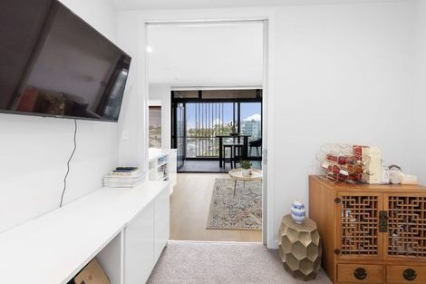 Photo of property in Frank Sargeson Apts, 302/80 Anzac Street, Takapuna, Auckland, 0622