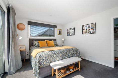 Photo of property in 1 Fraer Street, Cromwell, 9310