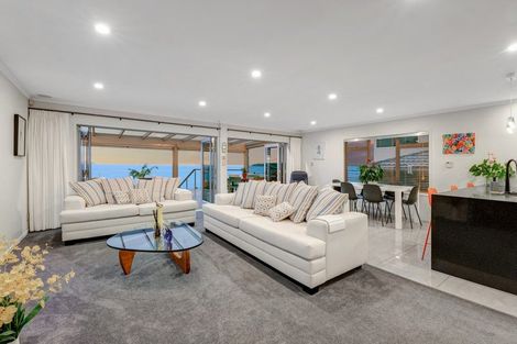 Photo of property in 192 Vipond Road, Stanmore Bay, Whangaparaoa, 0932