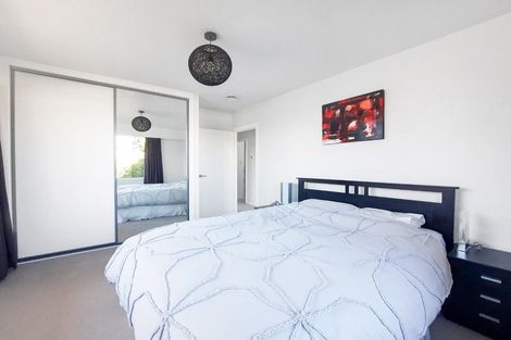 Photo of property in 22 Rosedale Place, Avonhead, Christchurch, 8042