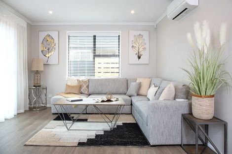 Photo of property in 51 Mcindoe Road, Kumeu, 0810