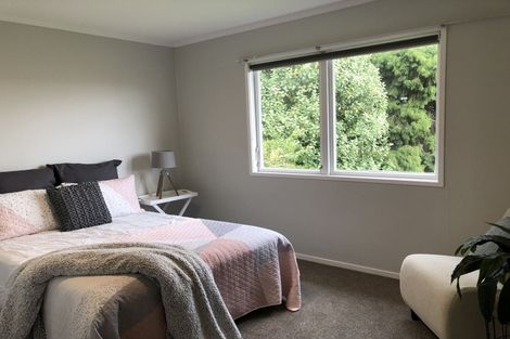 Photo of property in 15 Arlette Place, Massey, Auckland, 0614