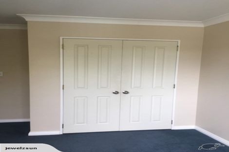 Photo of property in 49 College Road, Northcote, Auckland, 0627