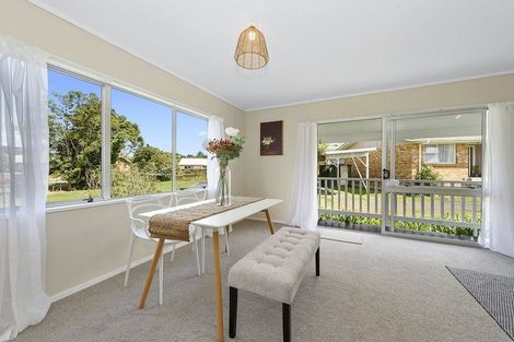 Photo of property in 77 Lake Crescent, Hamilton Lake, Hamilton, 3204