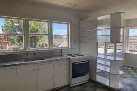 Photo of property in 84 Roberts Road, Te Atatu South, Auckland, 0610