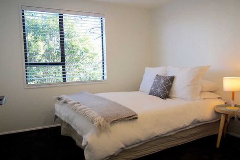 Photo of property in 72 Aikmans Road, Merivale, Christchurch, 8014