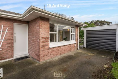 Photo of property in 21 Anthony Grove, Paraparaumu Beach, Paraparaumu, 5032