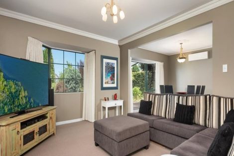 Photo of property in 1 Saunders Place, Te Puke, 3119