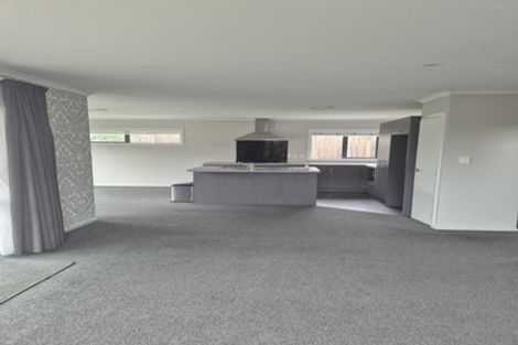 Photo of property in 1/382 Cobham Drive, Hillcrest, Hamilton, 3216
