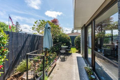 Photo of property in 7 Kathleen Place, Rainbow Point, Taupo, 3330