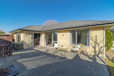 Photo of property in 12 Anglem Way, Northwood, Christchurch, 8051