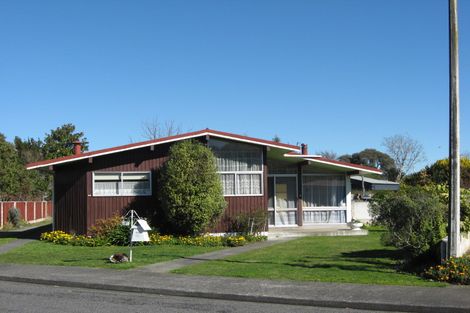 Photo of property in 2 Phillips Place, Havelock North, 4130