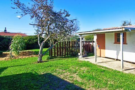 Photo of property in 15 Johnstone Street, Masterton, 5810