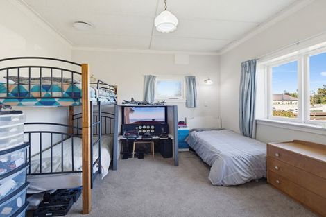 Photo of property in 61 Barraud Street, Dannevirke, 4930