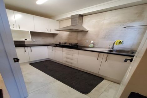 Photo of property in 68 Goodwood Drive, Goodwood Heights, Auckland, 2105