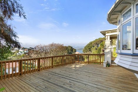 Photo of property in 29 Wadestown Road, Wadestown, Wellington, 6012