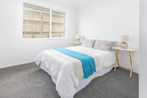 Photo of property in 1 Te Paahi Avenue, Waiuku, 2123