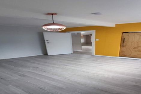 Photo of property in 4 Mills Road, Brooklyn, Wellington, 6021