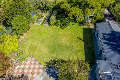 Photo of property in 10 Kohekohe Road, Waikanae, 5036