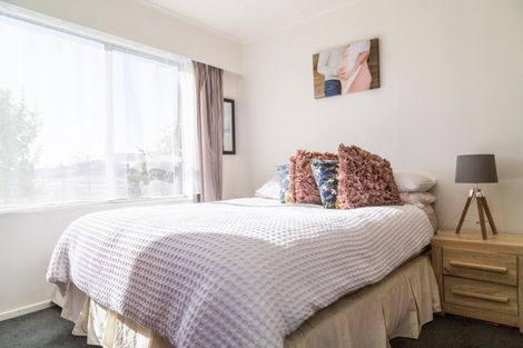 Photo of property in 52 Fergusson Street, Stoke, Nelson, 7011