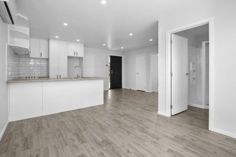 Photo of property in 2/18 Betley Crescent, Fairview Downs, Hamilton, 3214