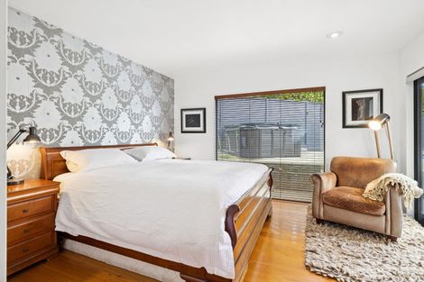 Photo of property in 5 Caversham Drive, Torbay, Auckland, 0630