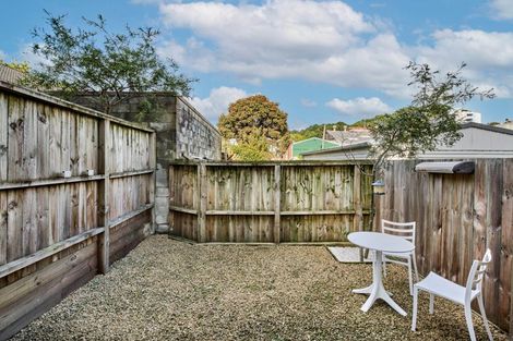 Photo of property in 31u8 Princess Terrace, Newtown, Wellington, 6021
