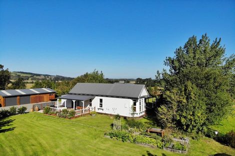 Photo of property in 246 Summerhill Road, Cust, Rangiora, 7471