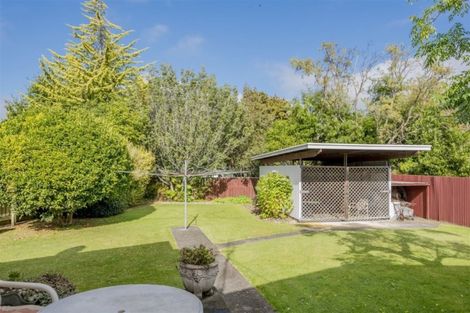 Photo of property in 16 Highbury Drive, Levin, 5510