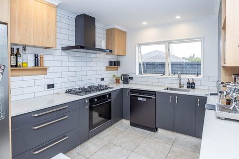Photo of property in 12 Flora Way, Rototuna, Hamilton, 3210