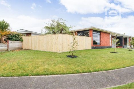 Photo of property in 5 Mudgway Place, Awapuni, Palmerston North, 4412