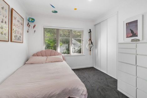 Photo of property in 31 Valley Road, Titirangi, Auckland, 0604