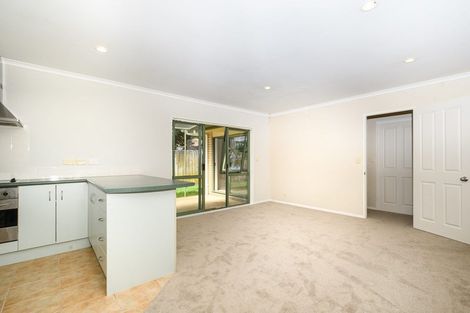 Photo of property in 6 Northridge Terrace, Massey, Auckland, 0614