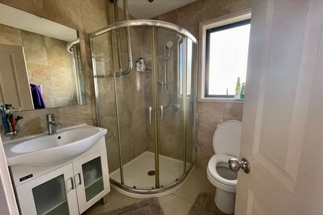 Photo of property in 96 Sunvue Road, Glen Eden, Auckland, 0602