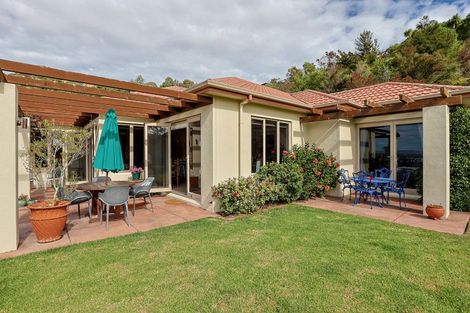 Photo of property in 122 Kent Terrace, Taradale, Napier, 4112