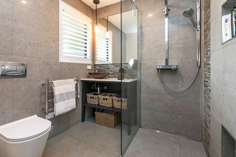 Photo of property in 11 San Pedro Place, Henderson, Auckland, 0612