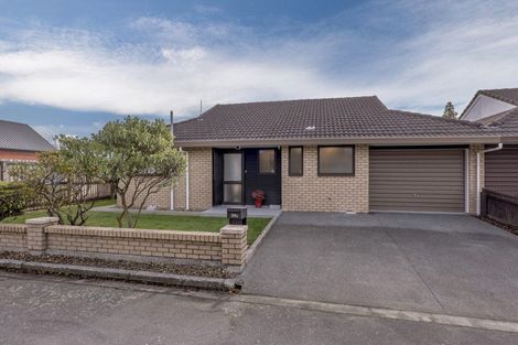 Photo of property in 1/18 Sheraton Place, Redwood, Christchurch, 8051