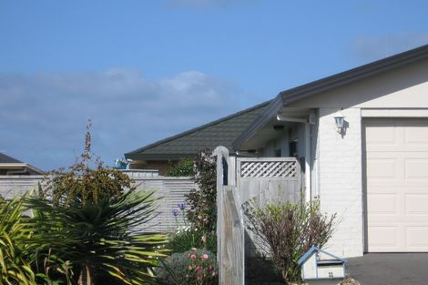 Photo of property in 11 Aspen Place, Papamoa Beach, Papamoa, 3118