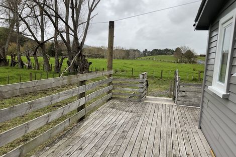 Photo of property in 3132 Kaipara Coast Highway, Glorit, Warkworth, 0984