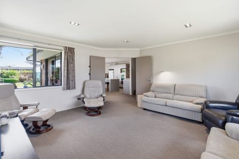 Photo of property in 631 Gloucester Road, Papamoa Beach, Papamoa, 3118
