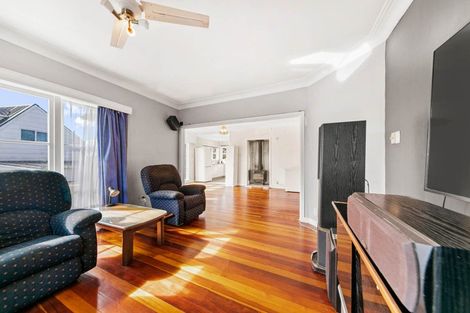 Photo of property in 179 Don Buck Road, Massey, Auckland, 0614