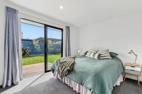 Photo of property in 18 Swan Street, Lake Hawea, Wanaka, 9382